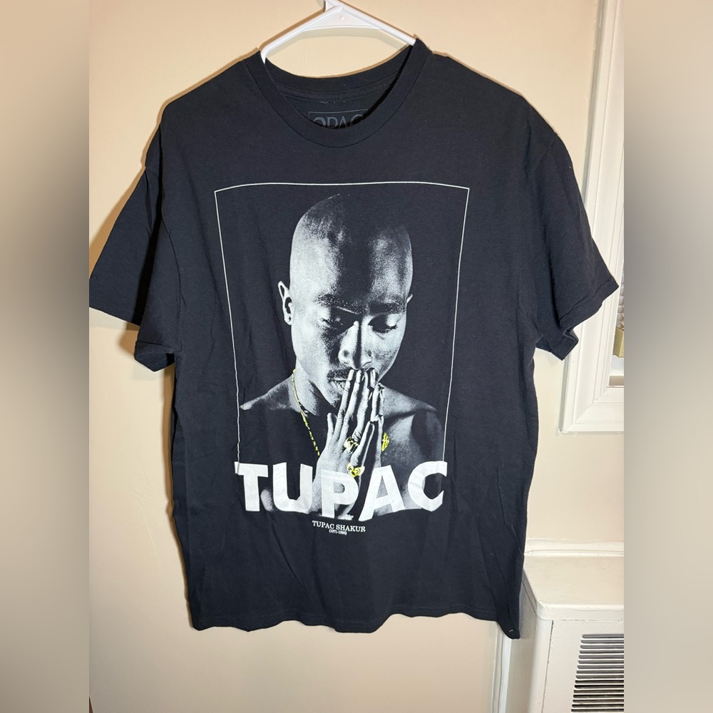 Tupac 2PAC Graphic T-Shirt “71” Large